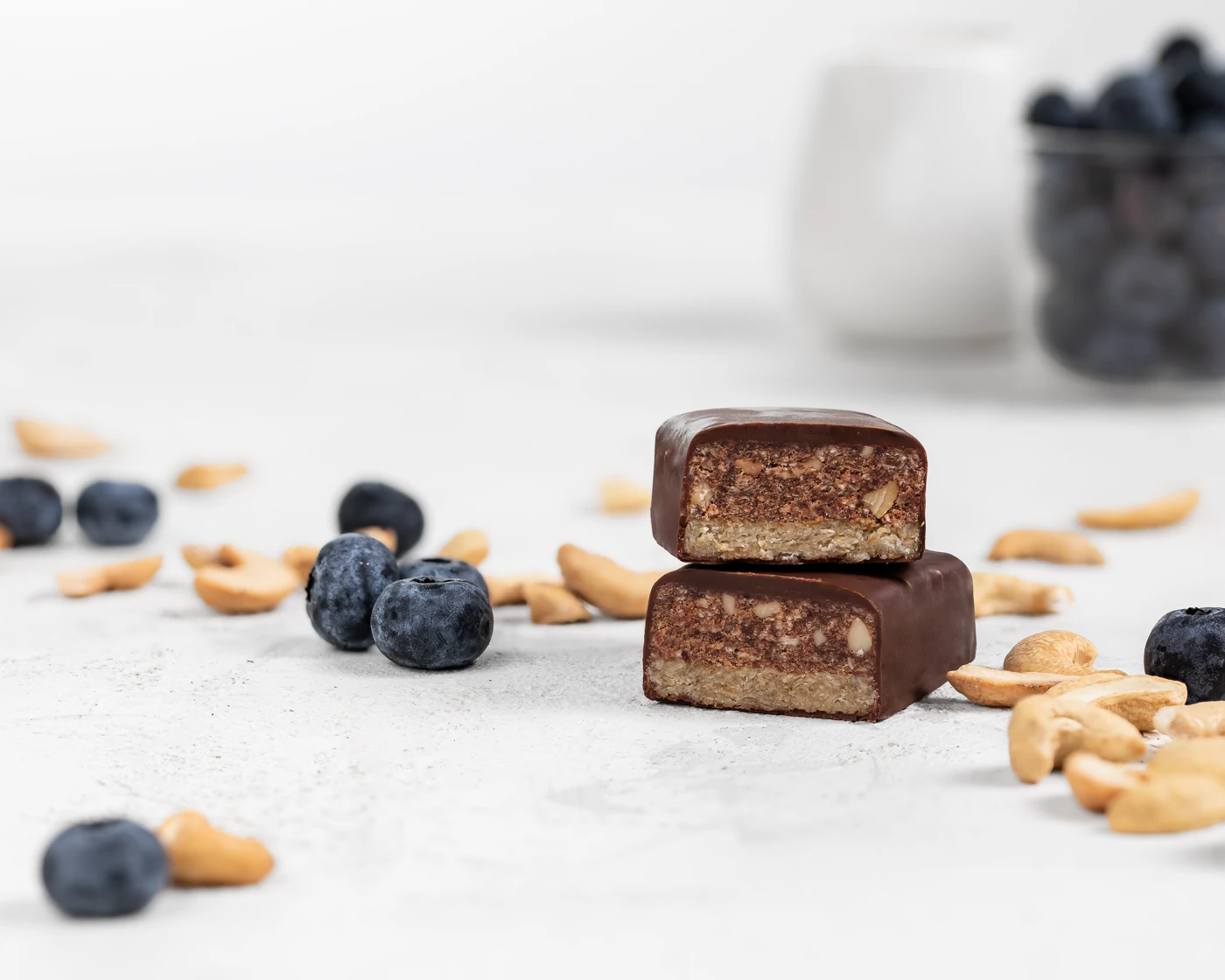 MojoBite blueberry cashew double layer bar with blueberries and cashews