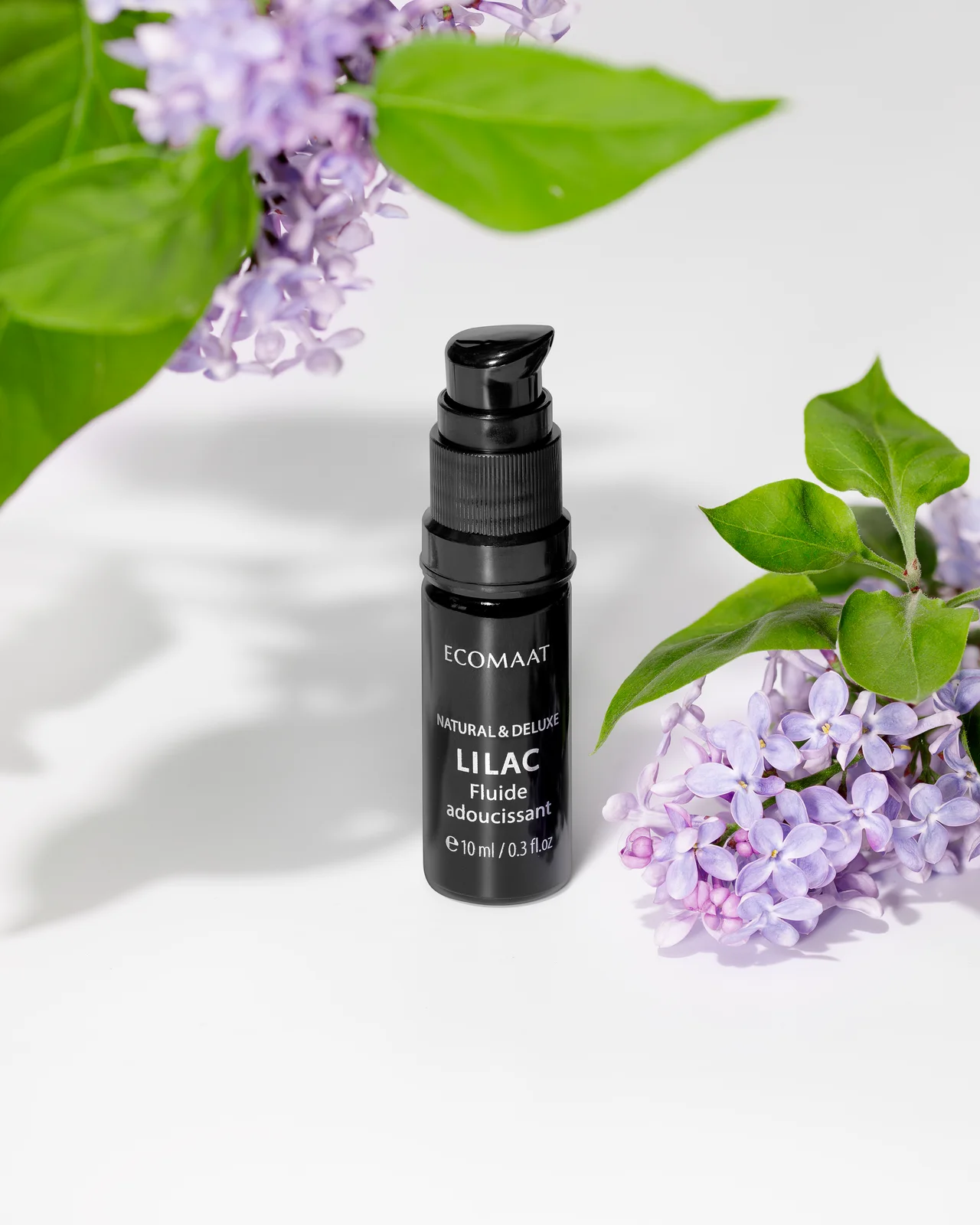 ECOMAAT Lilac fluid with single lilac branch, perfectly positioned
