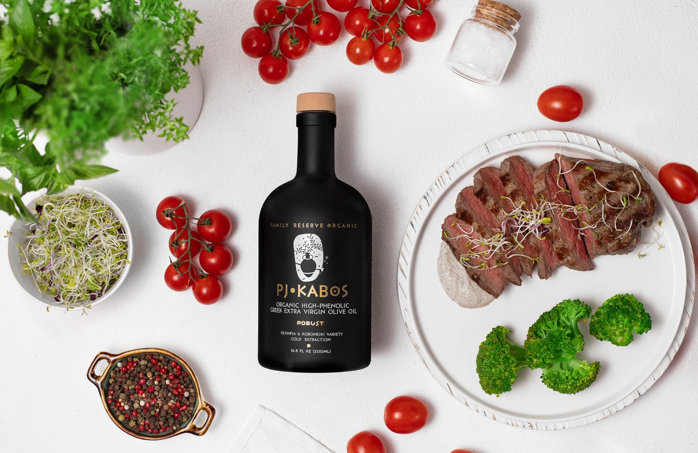 Стек, завършен с PJ KABOS Family Reserve Robust, заснет като премиум video reel съдържание за социални мрежи