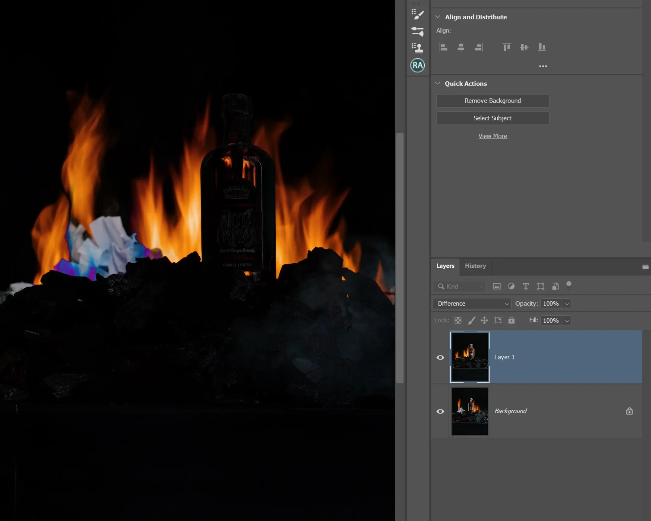 Dynaphos Мастърклас по продуктова фотография: Бутилка DIOTA РАКИЯ, истински огнени ефекти, пламтящи въглени.